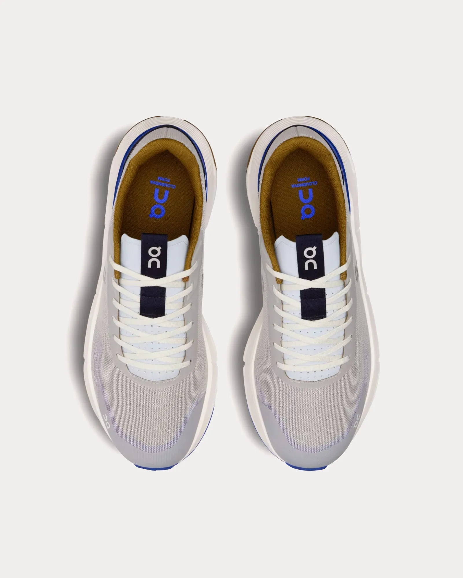 Cloudnova Form 2 Silver / Heather Running Shoes