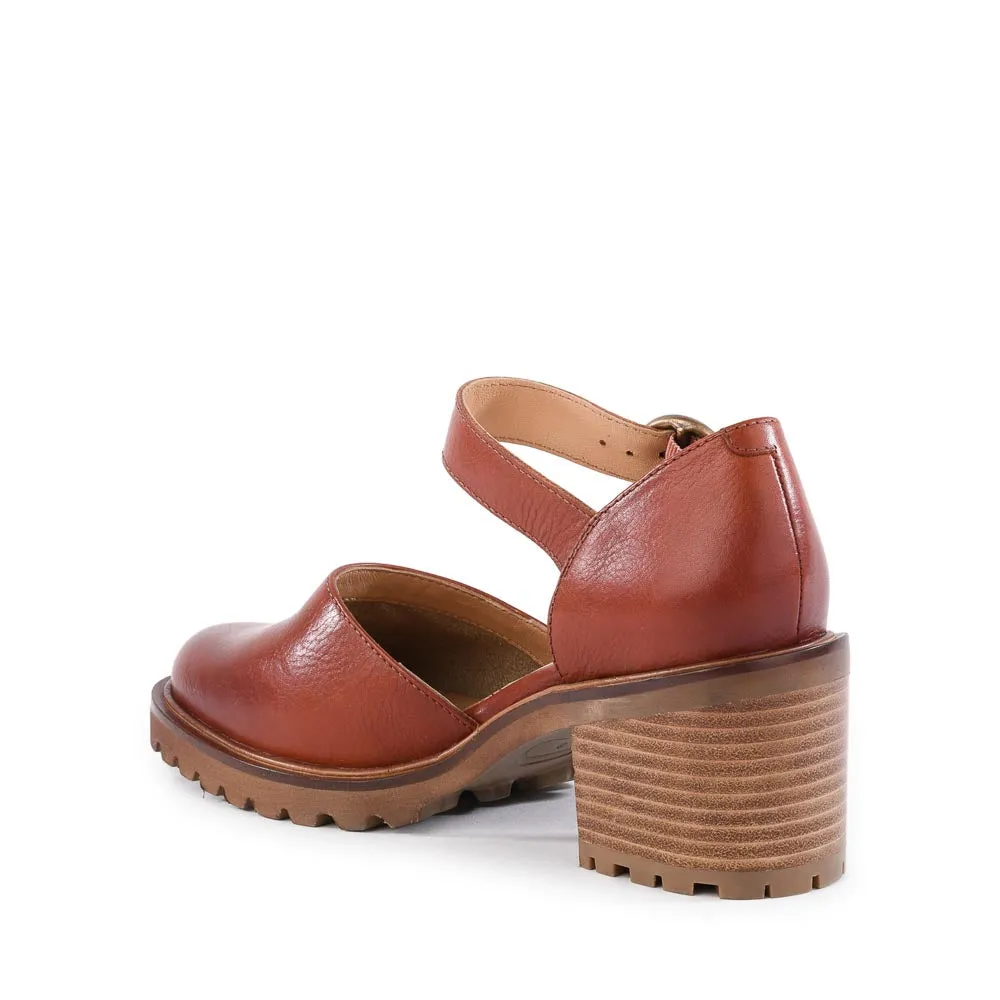 Lock And Key Wide Width Heel