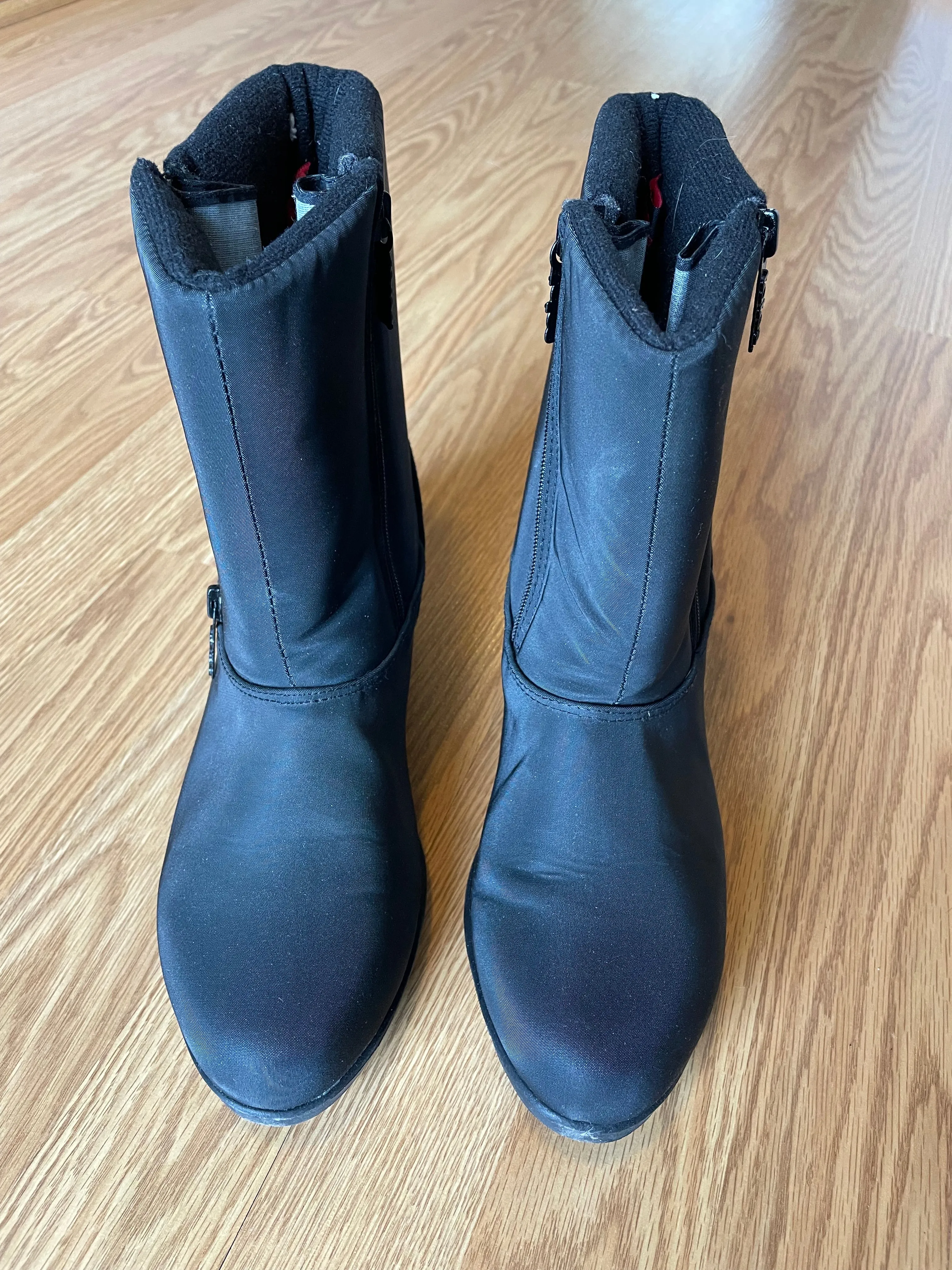 NEW Totes Roseanne Waterproof Boot (10M)